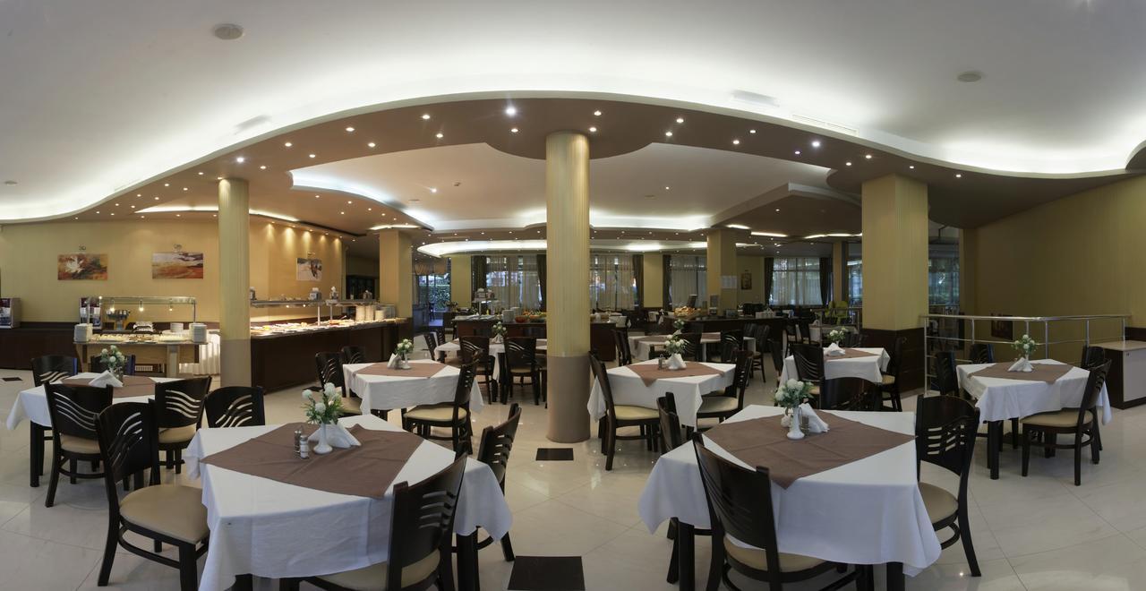 Hotel Rеgina غولدن ساندز المظهر الخارجي الصورة