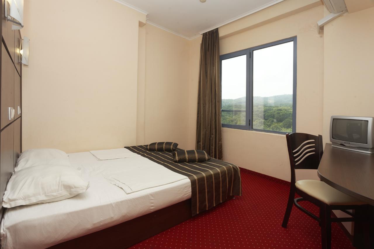 Hotel Rеgina غولدن ساندز المظهر الخارجي الصورة