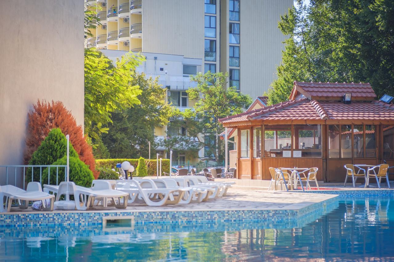 Hotel Rеgina غولدن ساندز المظهر الخارجي الصورة