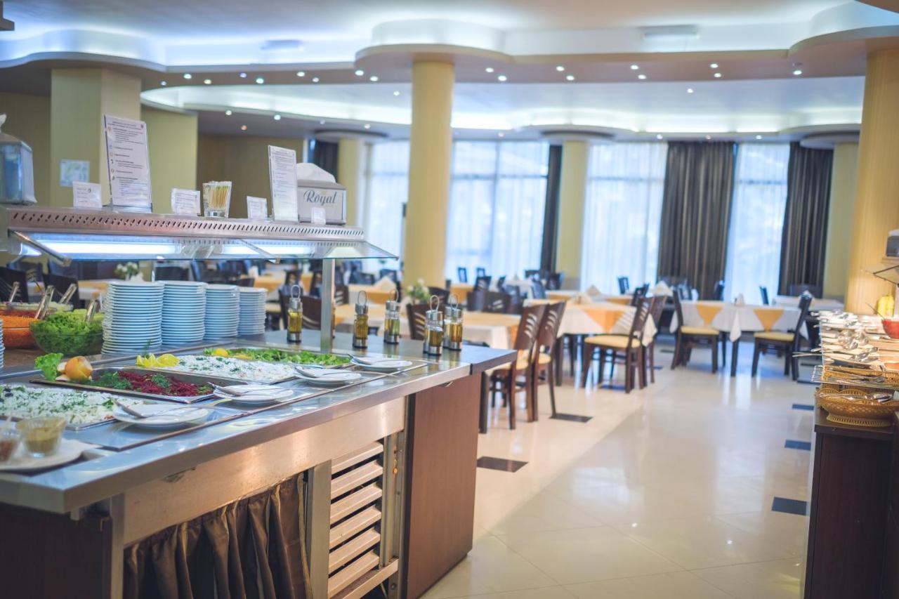 Hotel Rеgina غولدن ساندز المظهر الخارجي الصورة